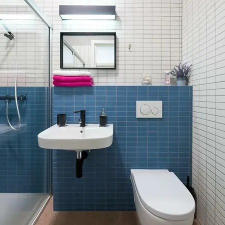 Romeo & Julia Luxury Apartments- Walking Distance To Main Square Apartment Krakow