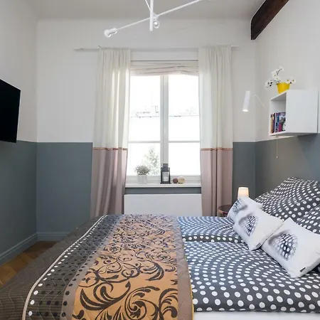 Romeo & Julia Luxury Apartments- Walking Distance To Main Square Apartment Krakow